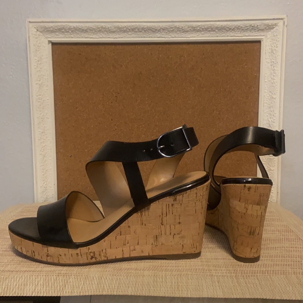 Franco Sarto Black Wedges - Picture 4 of 5